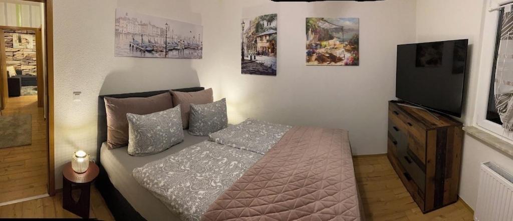 Kleines Apartment Mit Begehbarer Dusche Im Schlafzimmer Eberbach  Ngoại thất bức ảnh